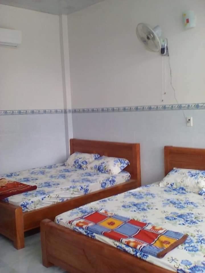 Nhà Nghỉ NgọC PhuọNg Hon Son Hotel Lai Son Cameră foto